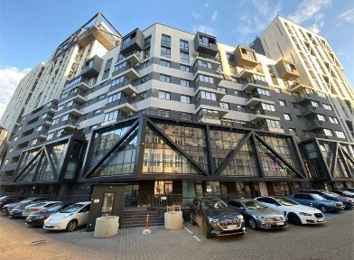 Продаж комерційного приміщення вул. Героїв УПА, 73В