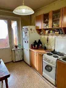 Продам просторную 2к квартиру Новокрымская Титова Суворова Янгеля Поля