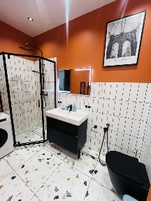 Киев, Владимирская ул., 86а