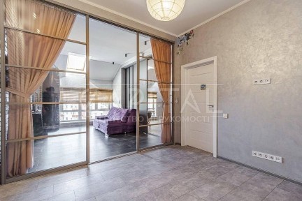 Квартира від власника <a href='/newbuilding/7539/view/zk-hotiv'>Хотів</a> 98кв