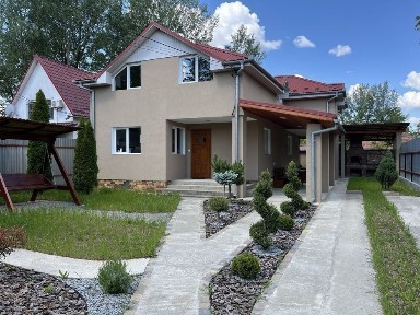 Новий котедж 160 м2 озеро Дийда курорт Берегово