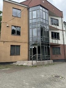 Оренда приміщення вул Вахнянина під офіси, клініку …