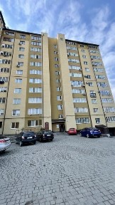 Продаж! Без комісії! Велика трикімнатна квартира біля Парку Шевченка!