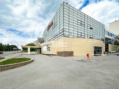 Здам 2 поверхи на вул. Клочківська, 190, в спа-фітнес центрі Місто