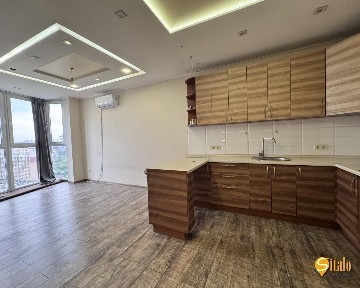 Продажа 1-комнатной квартиры 51 м², <a href='/newbuilding/4773/view/zk-dragomanova'>Драгоманова</a> ул., 2Б
