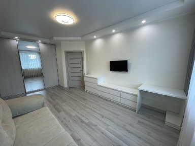 Рівне, вулиця Гурія Бухала 9