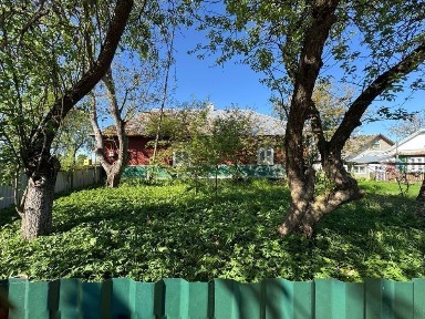 Житловий будинок на Львівщині - газ, світло, 20 соток