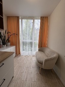 Продам 1 кімнатну квартиру з ремонтом і меблями. Для себе чи під Оренду