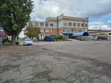 1800м2 приміщення + 30сот землі