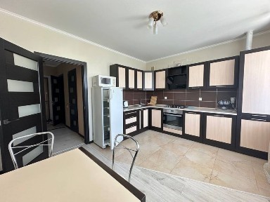 Квартира у моря, и даже с видом на море !