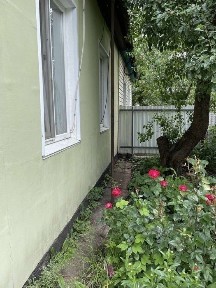 ТЕРМІНОВО Продається 1/2 будинку в КОРОСТЕНІ, 500м від ЖД Вокзала