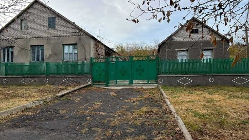 Продаж будинку з земельною ділянкою (Миколаївська область)