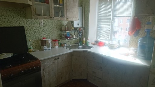 Киевская обл., Белоцерковский район, г. Белая Церковь, Олеся Гончара ул., 6