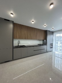 Продам 2-кімнатну квартиру на Боголюбова