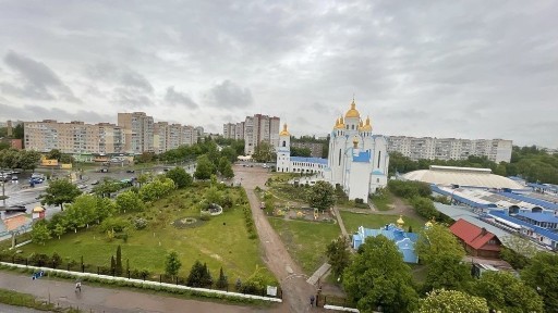 Продам 3-х кімнатну квартиру ринок Нива