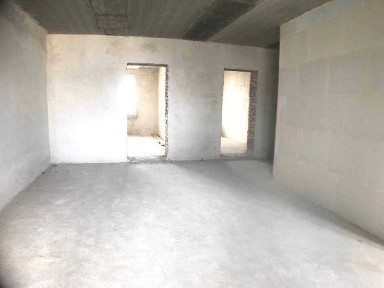 Продається 2-ох кімнатна квартира в центрі Івано-Франківська.