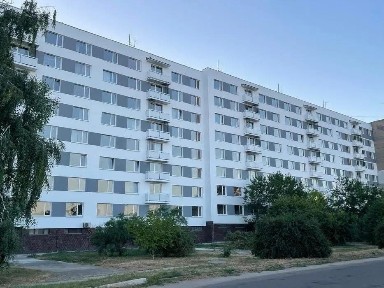 Трикімнатна квартира в будинку після реконструкції