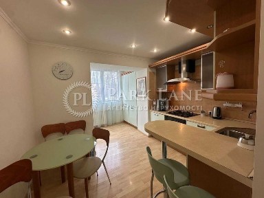 3к квартира на Печерську по вул. Соловцова ВІД ВЛАСНИКА