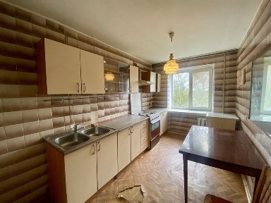 Продам трикімнатну квартиру Соляні Сертифікат