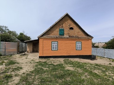 Будинок подобово, правий берег