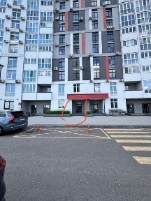 Оренда комерційного прміщення. Русанівська Гавань. Фасад.