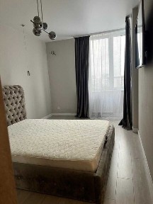 Продається 1 кімнатна квартира на пр. Чорновола 77