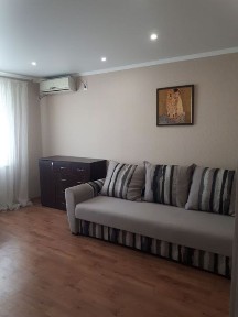 Продается 2к квартира (Даманский)