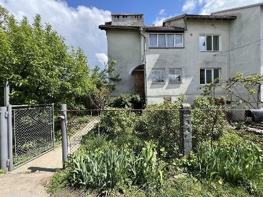 Продається будинок 173м. с.Угринів. Газ. Світло. Колодязь. Центр. Пошта. Цнап