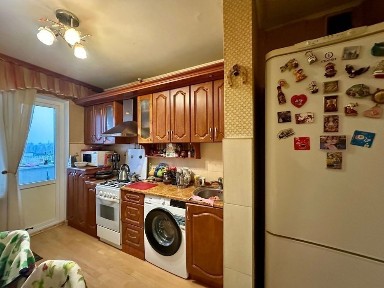 Р-н Градецький, Простора 3 кімнатна 67м2 з ремонтом та меблями, (NN)