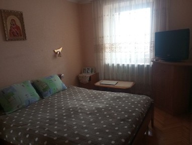 Заходь і живи! Квартира з меблями, технікою та власним городом