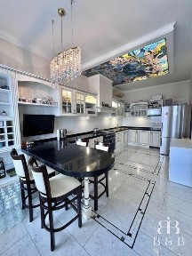 Просторная квартира на Французском Бульваре, Мукачевский переулок