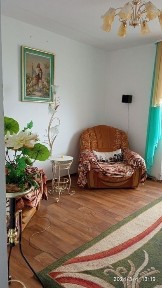 Продам 3 кім кв. м у затишному місці в м. Горохів!