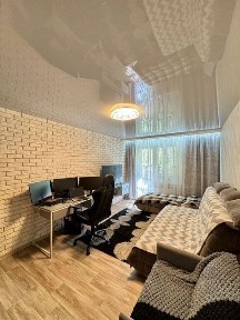 3-комнатная квартира на Красном Камне - ул. Савкина, 4 | 73 м²