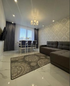 Продажа 2-комнатной квартиры 60 м², Жемчужная ул.