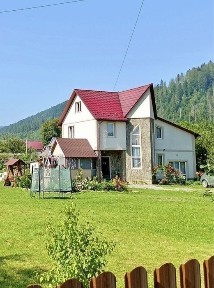 Будинок у Карпатах з банею та каміном 