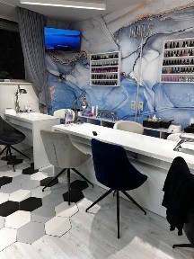 Оренда робочого місця майстра манікюру / педикюру