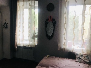 Срочно продам 2х комнатную квартиру в центре города Новый рынок!