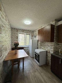 Продам двухкомнатную квартиру в центре города