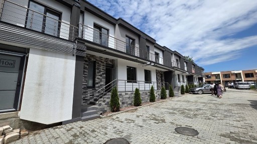 Продається зданий таунхаус на Роші