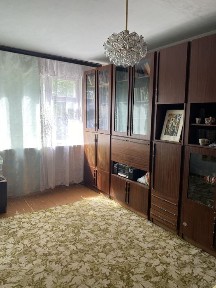 Продам 3 кімнатну квартиру в центрі по вул Грушевського