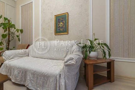 Продам 3 кімн. квартиру. Шота Руставелі, 32. Київ Центр. Палац Спорту.