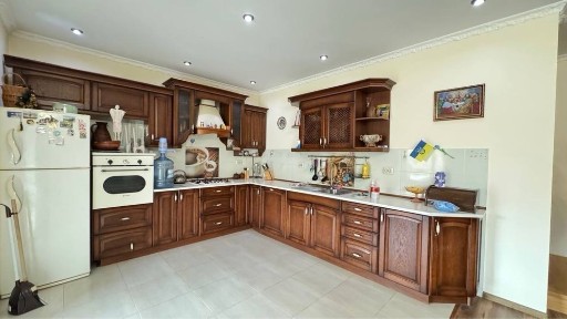 Продається будинок в с. Крилос в 25 хв від м. Івано-Франкіськ