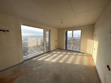 Продається 3-кім. новобудова в центрі з панорамним видом