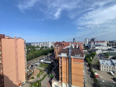 Продам 2-х кімнатну видову квартиру з газовим автономним опаленням ЖК Симфон ія