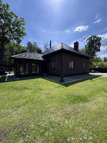 Продам будинок, паркова зона!