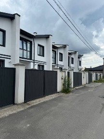 Продаж танхаусу в Крихівцях