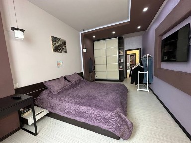 Шикарная квартира с двумя спальнями. Вид на море