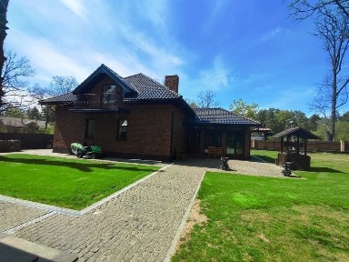 № 13544 - Продаж сучасного будинку, Гідропарк, 2-пов., 270 м2, 37 сот.