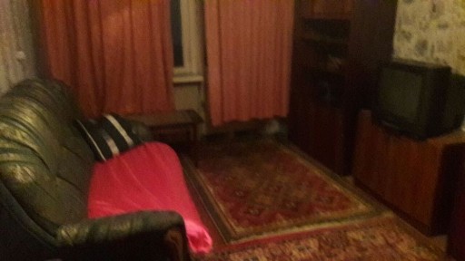 Продвм 2х кімнатну квартиру на Червоній, біля Ж/д вокзалу