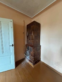 Продаж нестандартної 3-х кімнатної квартири у м. Дрогобич!